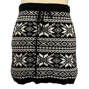 dELiA*s Fair Isle Knit Mini Skirt | Size Large